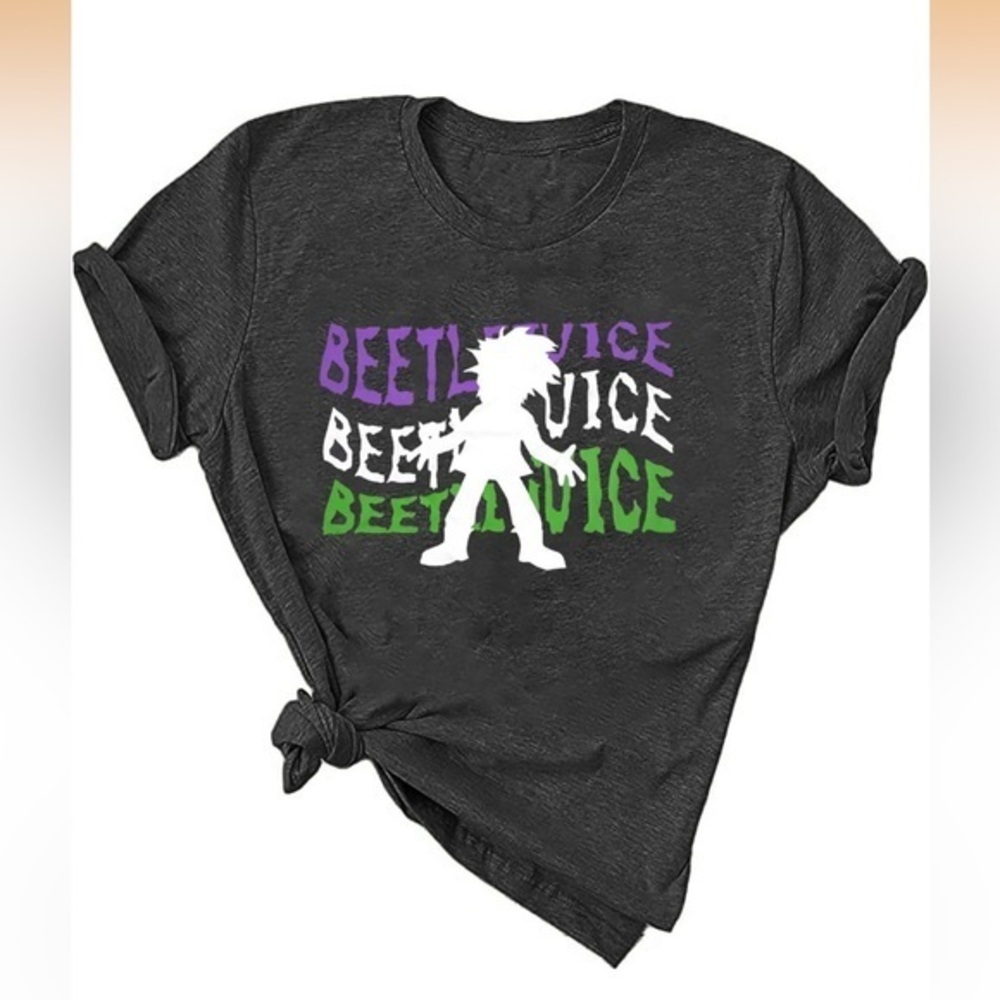 VILOVE || NWOT Beetlejuice Graphic Tee (M)
